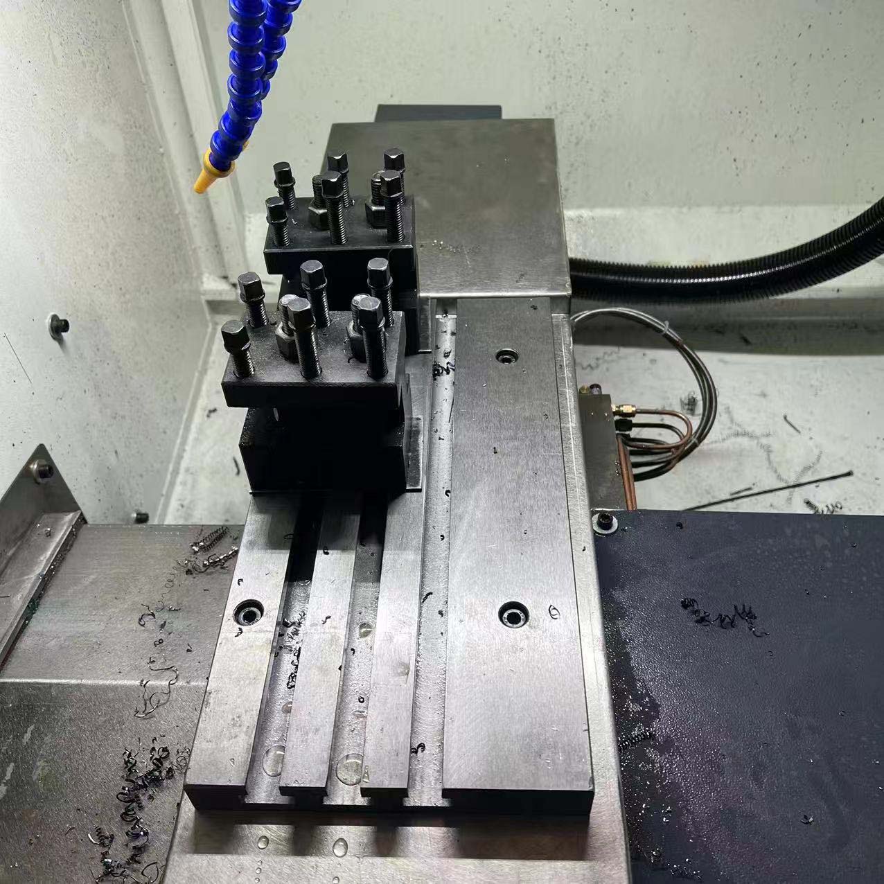 9622b68c4e3ca7e39033c61b99756a8-min