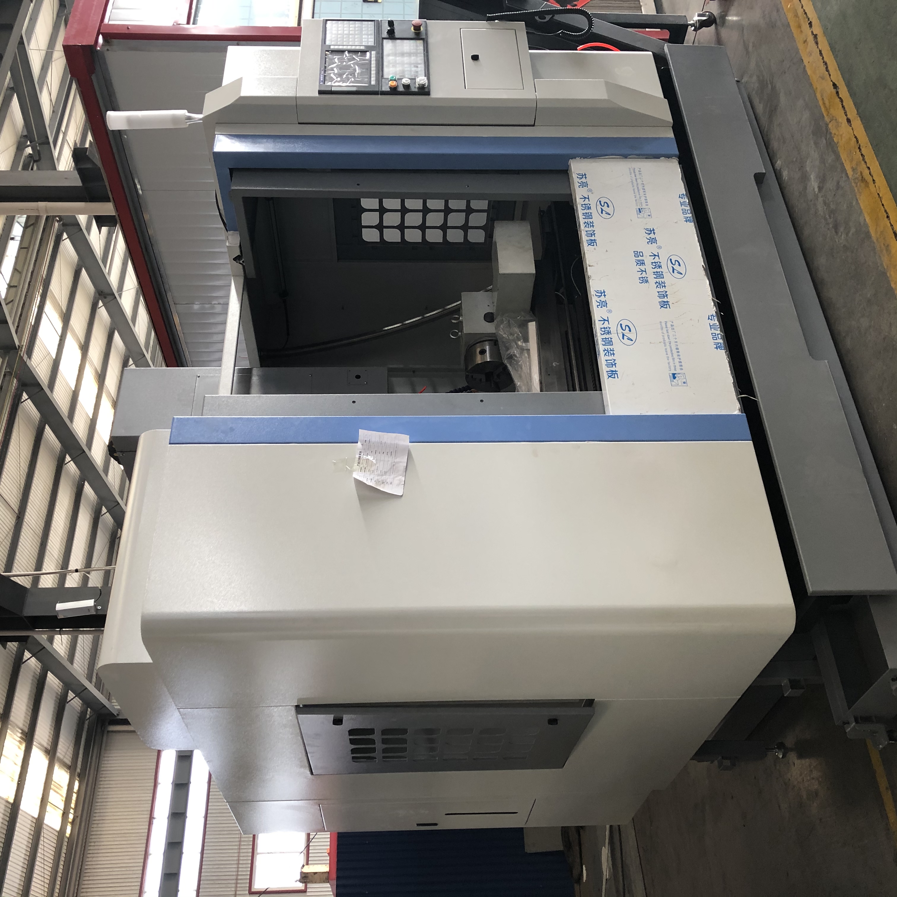 Смешанка с ЧПУ Вертикальная металлическая фрезерная