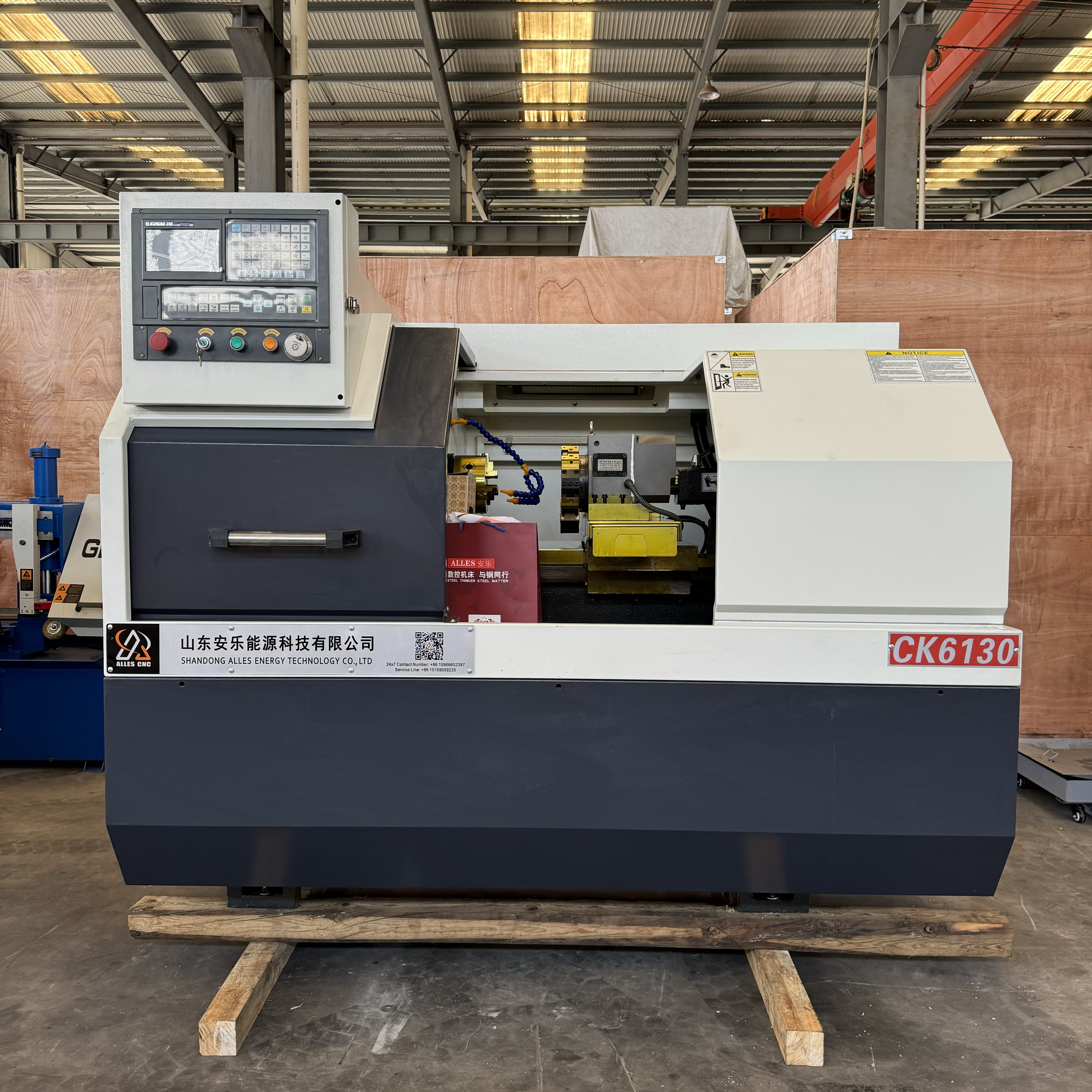 ALCK6130 CNC Latches успешно упакован и отправлен на российский рынок