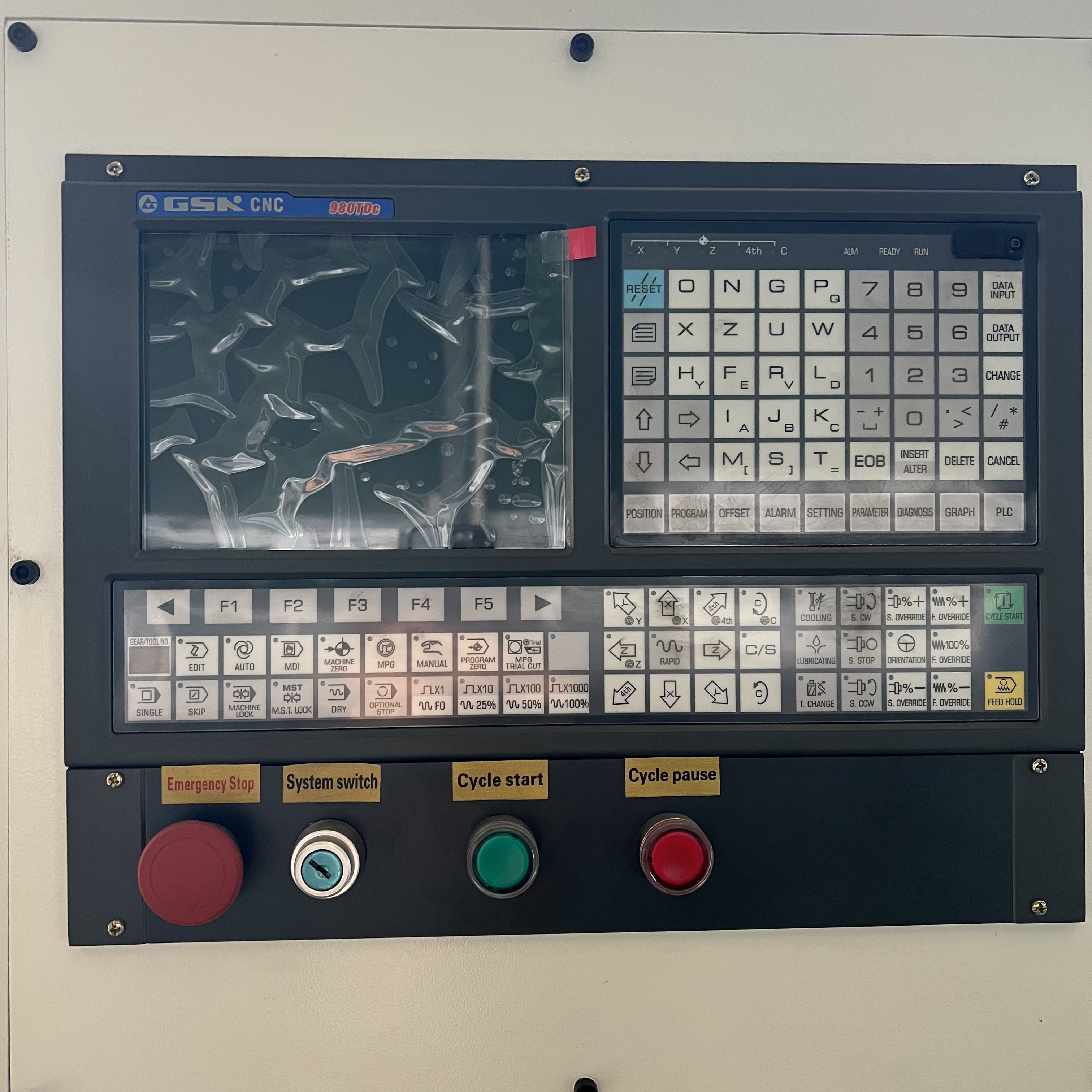 EA88666A9760D776E83710107DB2F81-MIN