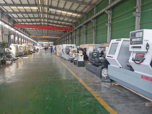 ALCK6150X1500 Станок С ЧПУ Для Медицинской Промышленности.