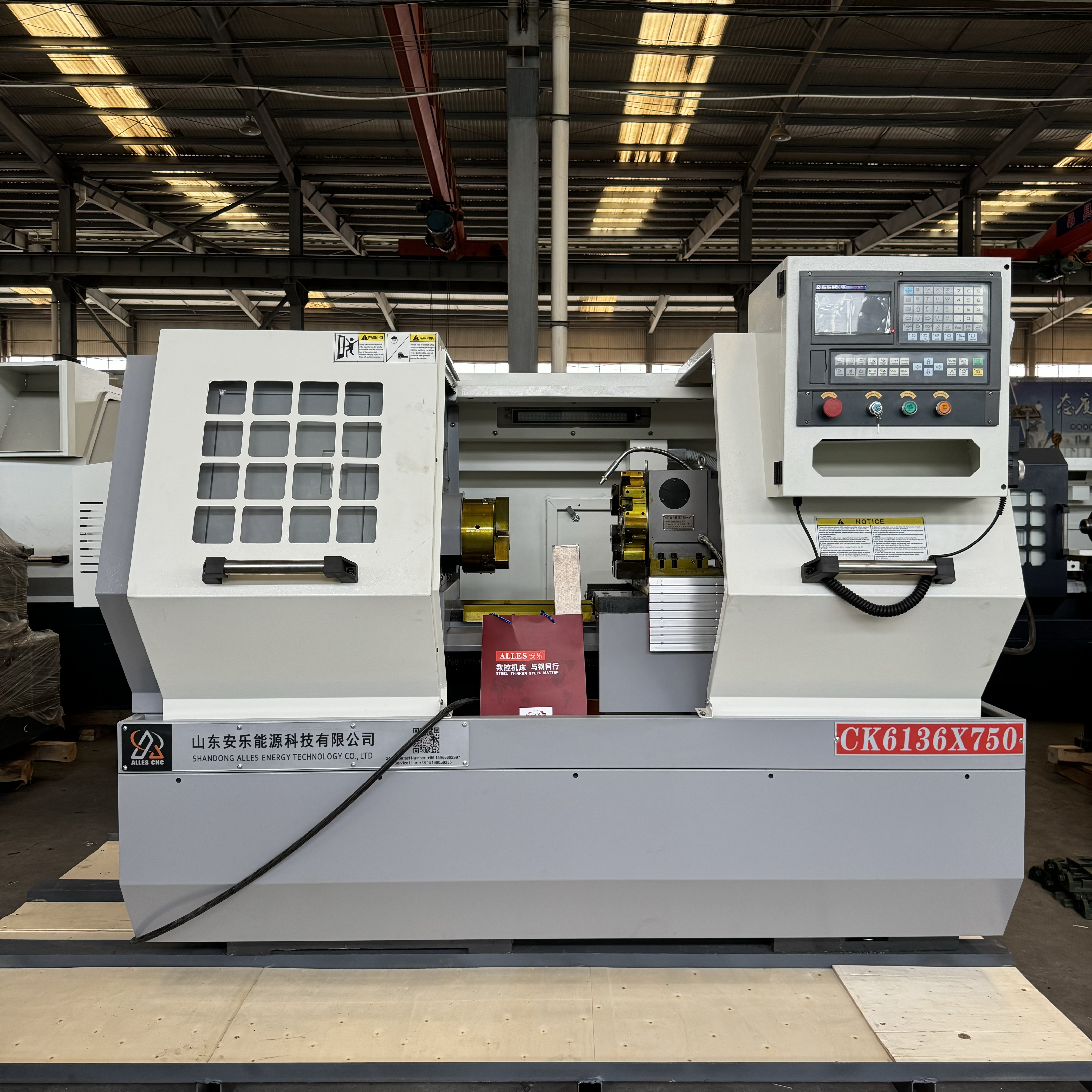 Токарный турнир с ЧПУ ALCK6136X750, поставляемый в Бразилию: высококачественное оборудование для переработки металлов