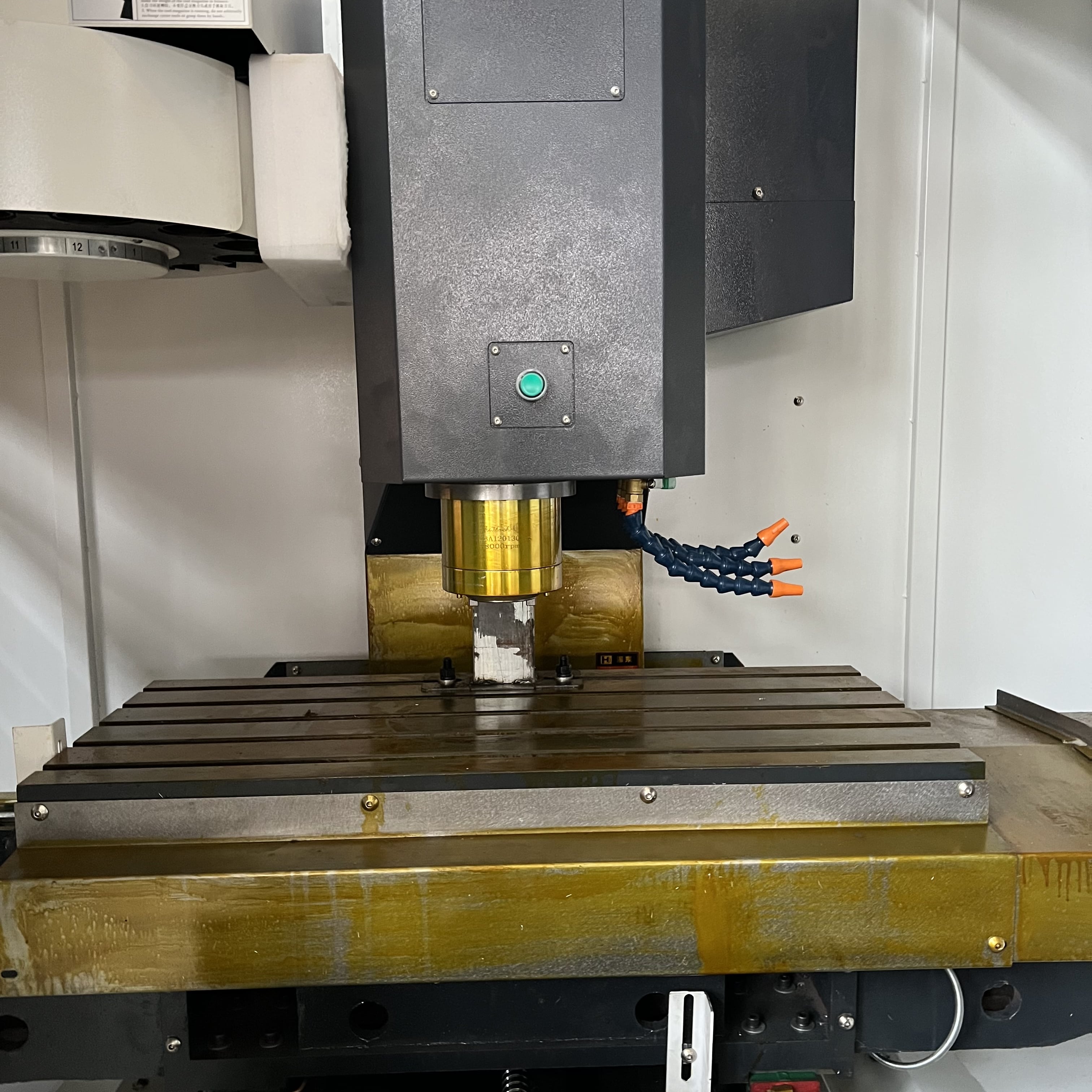 8D51ED39553A3F5BFF2C86D072E3FB8-MIN 