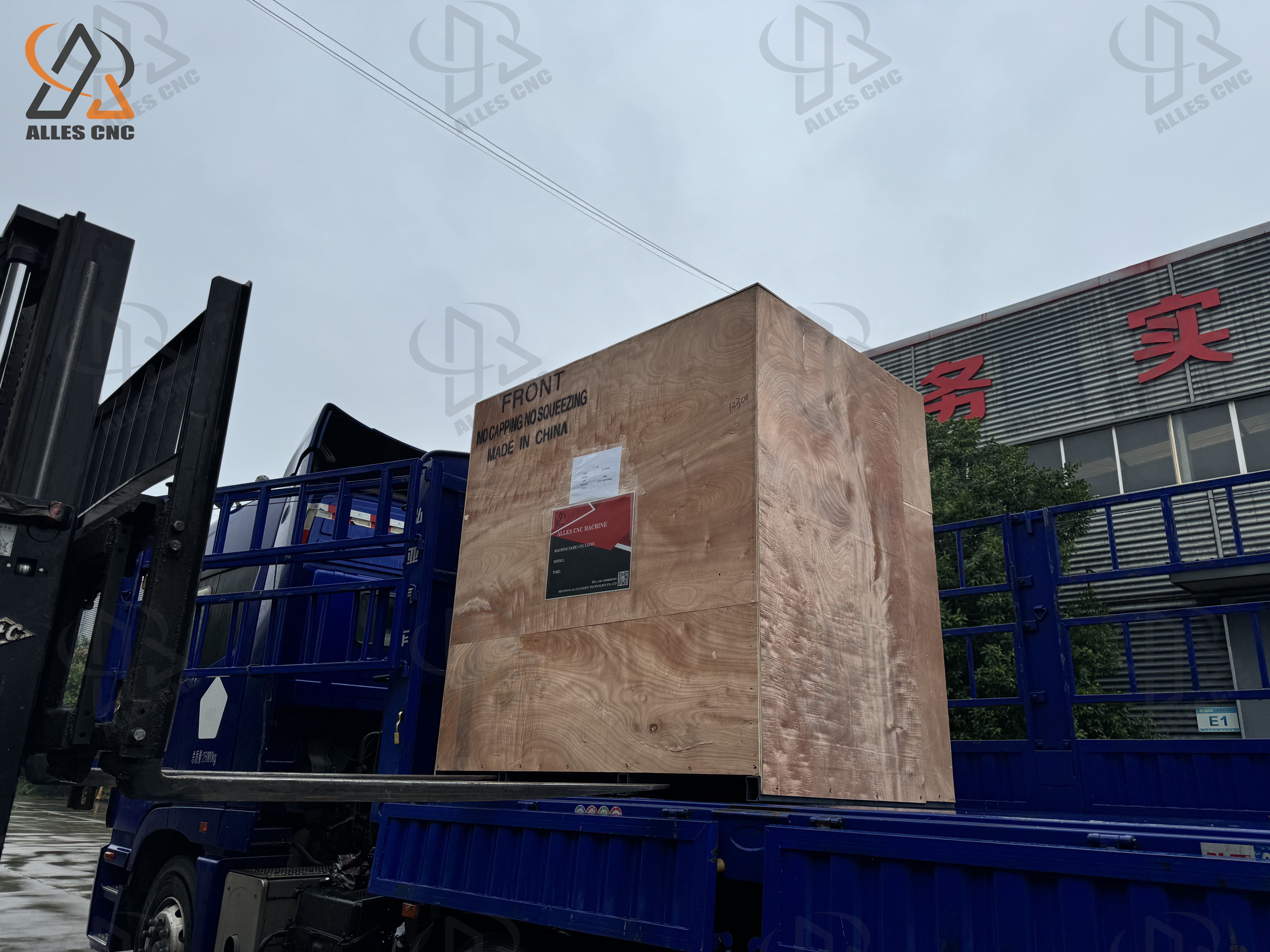 Токарный запас CNC ALCK0640 будет отправлен в Колумбию для продвижения обновления промышленности точной производства