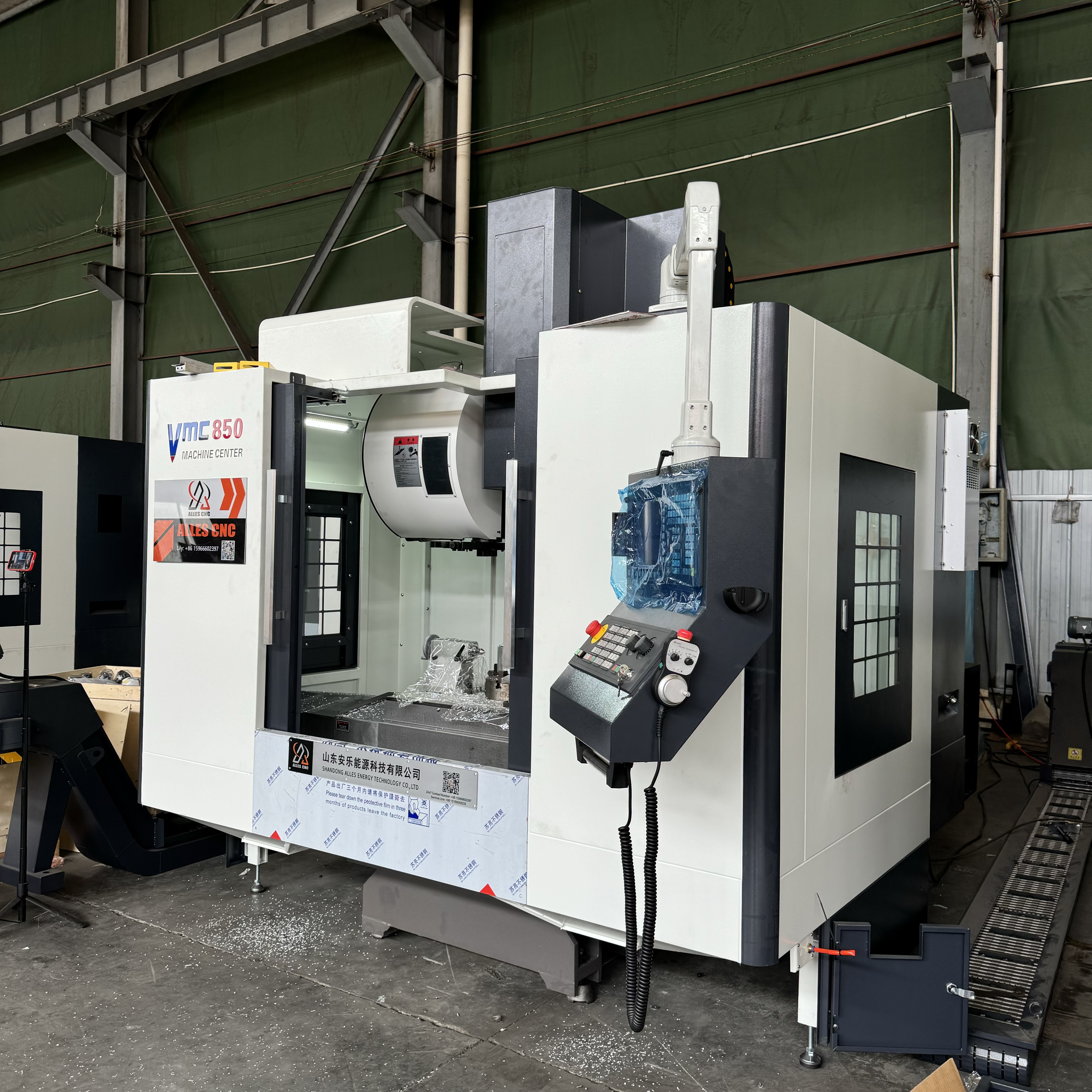 Вертикальный обрабатывающий центр ALVMC850 готовится к отправке в Россию