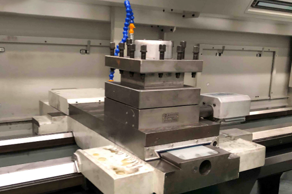 Четырехстациональный инструмент Post