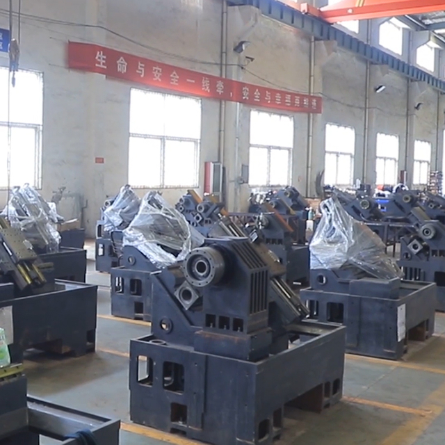 Горизонтальный наклонной кровать с ЧПУ Токарна для металла